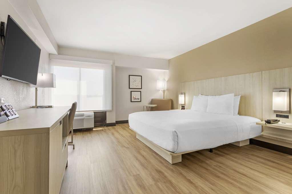 Best Western Plus Sugar Land/Stafford Room photo